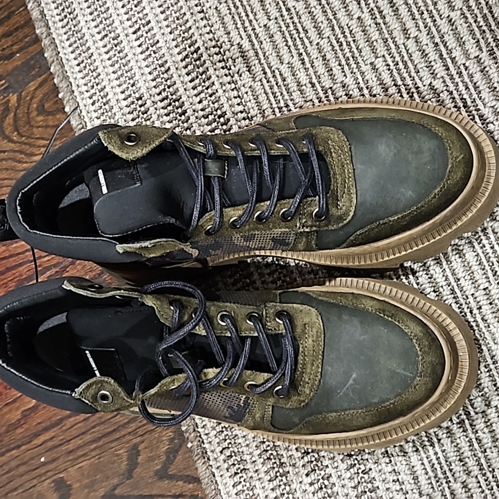Karl lagerfeld camouflage boots